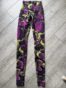 Lululemon Wunder Under High Rise Leggings Womens Size 2 Peony Floral Nulux 28” - Picture 1 of 5
