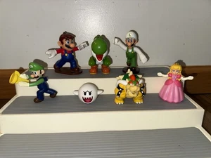 Super Mario, Luigi, Bowser Yoshi Ghost & Peach Replacement Pieces Cake Toppers - Picture 1 of 7