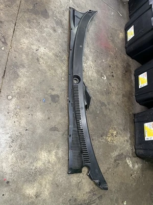 1988-1991 Honda Civic Sedan OEM Windshield Wiper Cowl Bezel Cover Panel Foto 1 de 4