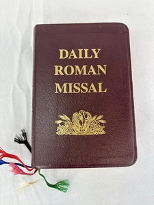 Vintage 1993 Leather Daily Roman Missal - Foto 1 di 17