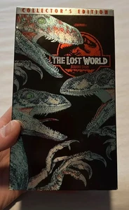 The Lost World: Jurassic Park (VHS, 2000, Collectors Edition) 2 VHS Set - Picture 1 of 8