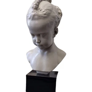 Busto de colección Austin Productions 1978 18" niña con trenzas que evocan pureza con base - Imagen 1 de 15