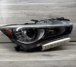 ✅ 2018 - 2024 INFINITI Q50 OEM RH RIGHT PASSENGER HEADLIGHT NICE CLEAN !! ✅✅✅✅✅✅ - Foto 1 di 24