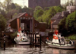 Seenotkreuzer in BREMEN, Hauptverwaltung Seenotrettung Seenotleitung Leitstelle - Bild 1 von 2