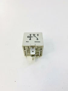 New Relay for JEEP DODGE CADILLAC CHEVROLET GMC LINCOLN BUICK PONTIAC - Picture 1 of 4