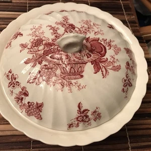 Vtg Johnson Brothers Bountiful Ceramic Covered Vegetable Dish-Made in England - Picture 1 of 10