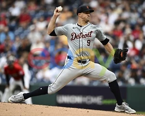 Jack Flaherty Pitching Action Detroit Tigers 8x10 MLB Baseball Photo - Picture 1 of 1