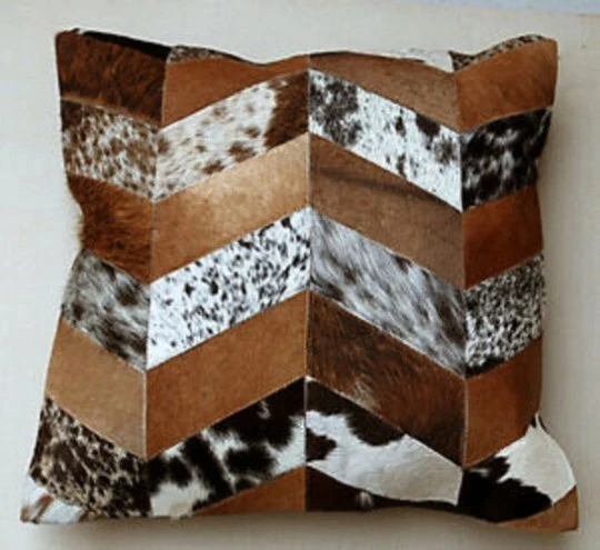Juego de 2 Funda Cojín Piel Vaca Tricolor Marrón, Blanco y Negro Tri Color Decoración Foto 1 de 1