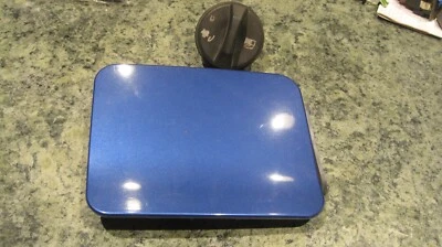 Pontiac Wave Fuel Gas Tank Door Cover Hatchback 2009 Sports Blue Met #156L - Image 1 of 3