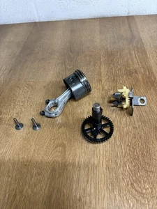 Briggs and Stratton Piston 795691 Rod 699655 691998 Camshaft Bin#7 - Picture 1 of 3