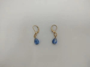 Pendientes de cianita de oro de 14 quilates con cierre de palanca - Imagen 1 de 4