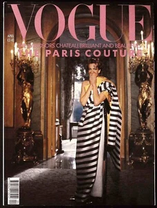 VOGUE UK April 1990 TATJANA PATITZ Rosanna Arquette ELAINE IRWIN Sinead O'Connor - Imagen 1 de 14