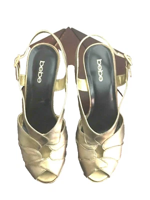 BEBE Precioso Diseño Eslinga Tacones Traseros Talla 7B Como Cuero Color Dorado Foto 1 de 4