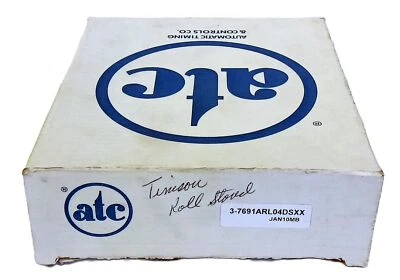 ATC 3-7691ARL04DSXX 10-30VDC Photoelectric Proximity Sensor w/ Mounting Bracket - Image 1 of 4