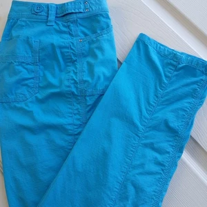 Chico's hellblaue Hose Gr. 1 M/8 Baumwolle mittlere Leibhöhe gerades Bein aufgesetzte Taschen - Bild 1 von 13