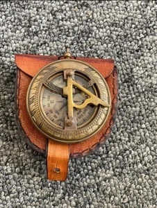 Antique Brass Compass Sundial Navigation Ship Pocket Compass Vintage Gift - Picture 1 of 4