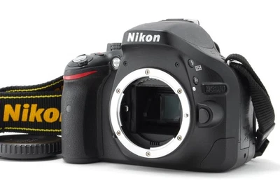 [CASI COMO NUEVA] Cámara digital Nikon D5200 24,1 MP SLR cuerpo negro montaje F de JAPÓN Foto 1 de 4