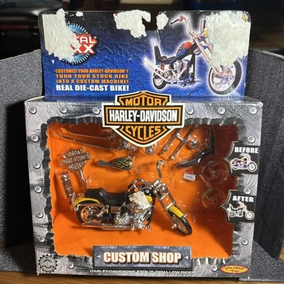 Bicicleta diecast Harley/Davidson Dyna Low Rider 1/20 Metal Maxx nueva en paquete piezas y herramientas Y Foto 1 de 4