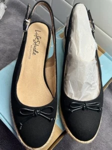 Life Stride Keepsake Women's Slip On Black Size 9W NEW NIB - Picture 1 of 4