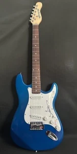 Ozuna Signed Full Size 38" Electric Guitar (PSA & Beckett) - Picture 1 of 6