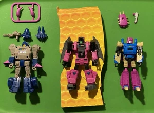 Transformers Buzzworthy Fangry Legacy Squeezeplay Age Of The Primes Horri-Bull - Picture 1 of 8