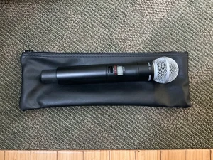Shure ULXD2/SM58 Wireless Handheld Microphone Transmitter - G50 Band - Picture 1 of 7