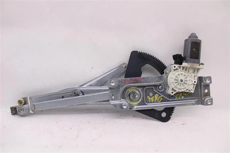 FRONT WINDOW REGULATOR Saturn L series 2001 01 02 03 04 05 Right 1005578 - Image 1 of 2