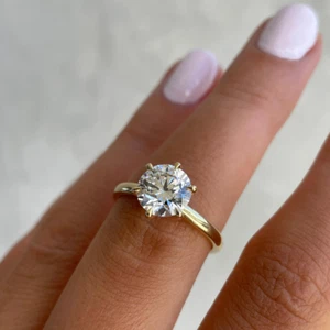 Anillo de compromiso de diamantes de corte redondo de oro amarillo de 14 k cultivado en laboratorio IGI 1,50 quilates - Imagen 1 de 18