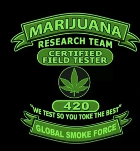 T-shirt marijuana PICCOLA - Foto 1 di 7