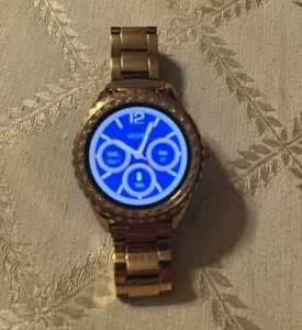 GUESS Smartwatch Women’s C1002/3 Rose gold Android Wear - Picture 1 of 10