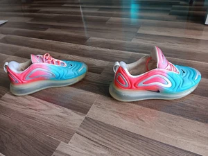 Nike Air Max 720 Womens Size 10 Blue Pink  Athletic Running Shoes Sneakers - Picture 1 of 13