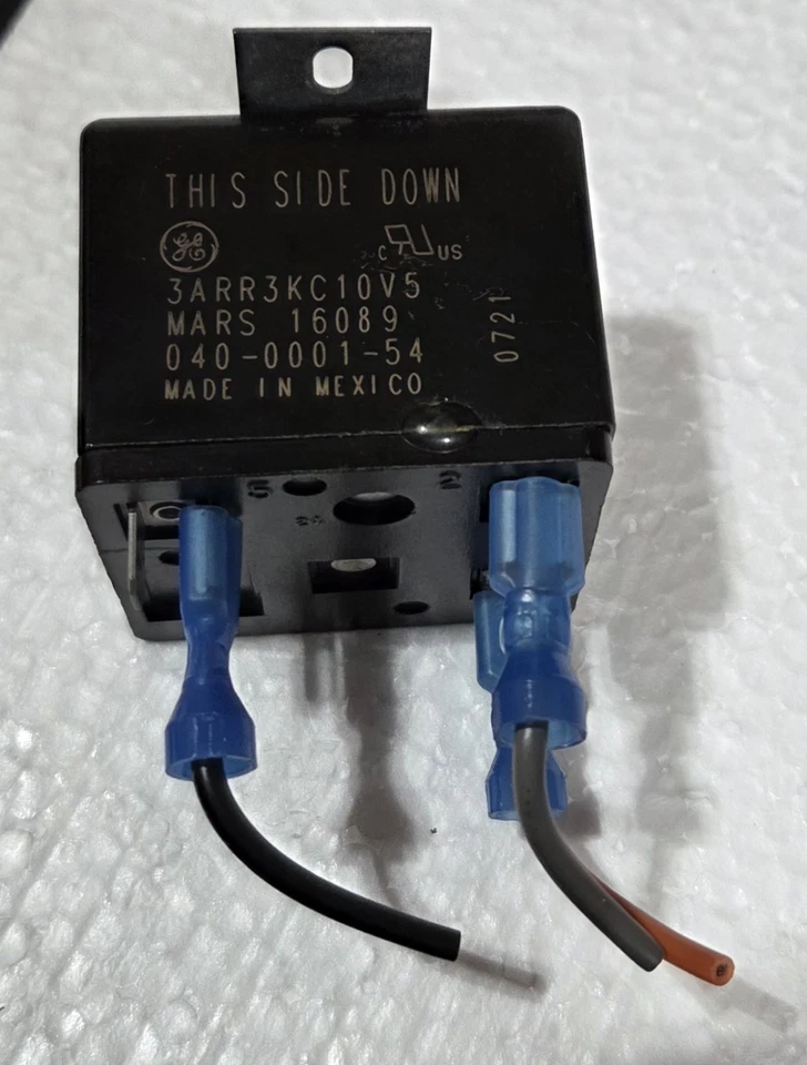 3ARR3KC10V5 040-0001-54 OEM relé potencial de máquina de hielo Hoshizaki  Foto 1 de 4