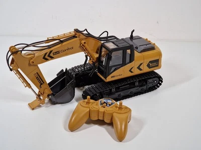 Revell Control Digger 2.0 Rc Bagger 1:16 Baufahrzeug Metallschaufel Digger 24924 - Bild 1 von 4