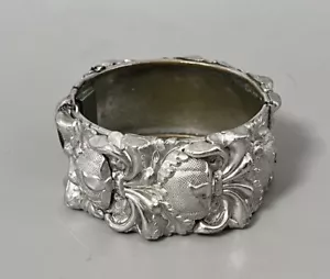 Whiting & Davis Vintage silberfarben Repoussé Scharnier Manschette Armband viktorianisch Goth - Bild 1 von 10