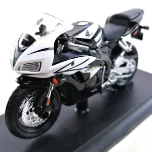 Honda CBR-1000 RR modelo fundido a presión escala 1:18 motocicleta colección de juguetes #2 - Imagen 1 de 12