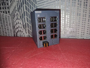 SIEMENS SCALANCE XB116 6GK5116-0BA00-2AB2 Industrial Ethernet Switch E:4 - Bild 1 von 4