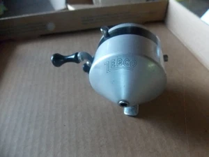 Vintage Zebco Zero Hour Bomb Co. Reel (Aluminum) Tan Spin Head VERY CLEAN 8/25 - Photo 1/6
