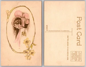 Postkarte Dame rosa Haube Blumen - Bild 1 von 1