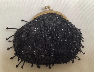 Vintage 1950's Black Beaded Snap Shut Coin Purse Hand Made in Hong Kong - Picture 1 of 7
