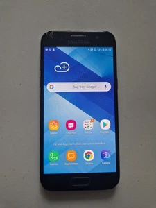 Samsung  Galaxy A3 2017 - schwarz gebraucht - Bild 1 von 6