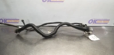 17 BMW M4 F83 TUBO DE PESCOÇO DE ENCHIMENTO DE COMBUSTÍVEL CONVERSÍVEL - Imagem 1 de 4