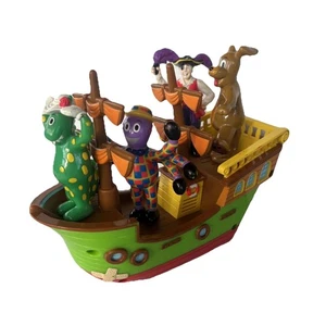 The Wiggles Singing Ship 2004 Spin Masters Vintage Toy Boat & Figurines - Foto 1 di 16