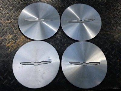 КОМПЛЕКТ ИЗ 4 МАТОВЫХ ЦЕНТРАЛЬНЫХ КОЛПАКОВ FORD THUNDERBIRD Tbird 1989-1997 E5sc-1A096-BA от оригинального производителя - Изображение 1 из 4