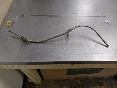 Varilla de medición de aceite de motor con tubo para 10-21 Toyota 4Runner 4.0 153010P060 gasolina Foto 1 de 4