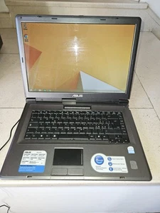 Notebook Asus Pronto Uso Con Windows 8.1 Funzionante - Imagen 1 de 1