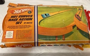 Hot Wheels Hot Curves Race Action Set Track Parts NO Cars 2006.-READ DESC - Bild 1 von 9