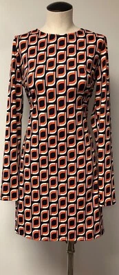 FUNDA JULIE BROWN JB MOD MCM AZUL NARANJA Y BLANCO ESTAMPADO GEOMÉTRICO MANGA L TALLA M Foto 1 de 4