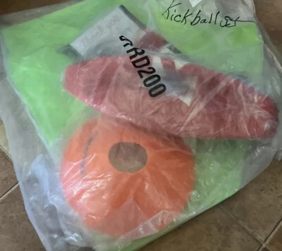 Juego de bases Rukket Kickball placas de goma conos de bomba de bola ver fotos NUEVO Foto 1 de 4