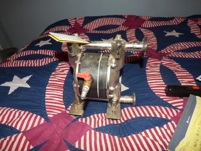 YAMADA NDP-15BSH-FDA AIR POWERED DIAPHRAM PUMP - Image 1 of 3