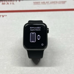 Apple Watch SE 40mm Space Gray Aluminum Case GPS Smartwatch - Unlocked - Photo 1 sur 6